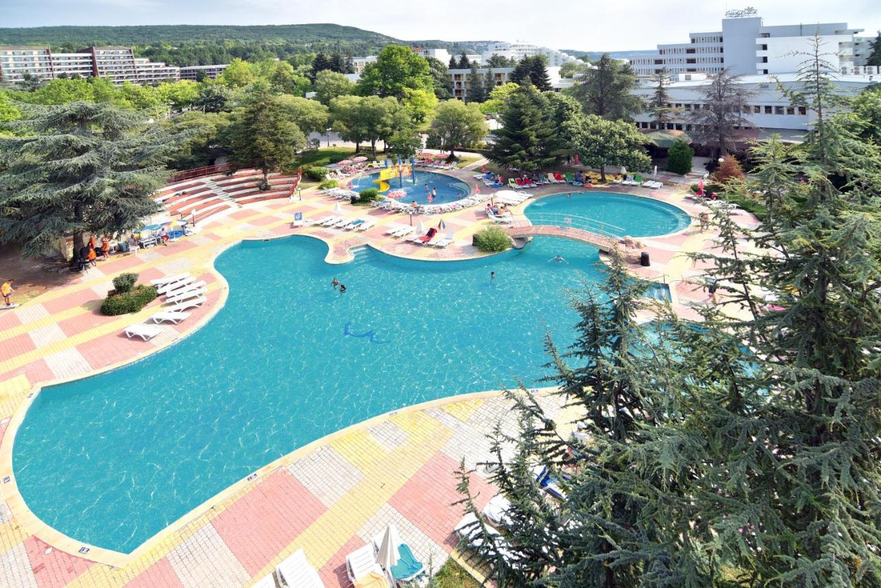 Hotel Laguna Garden Albena Bagian luar foto