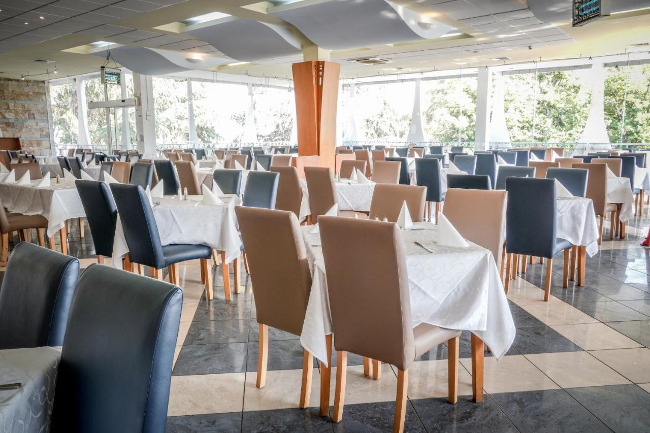 Hotel Laguna Garden Albena Bagian luar foto