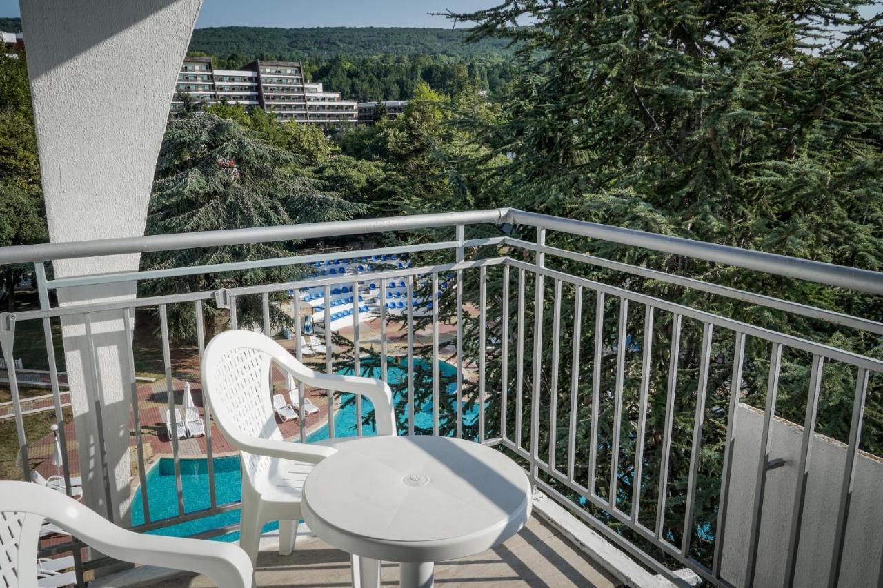 Hotel Laguna Garden Albena Bagian luar foto