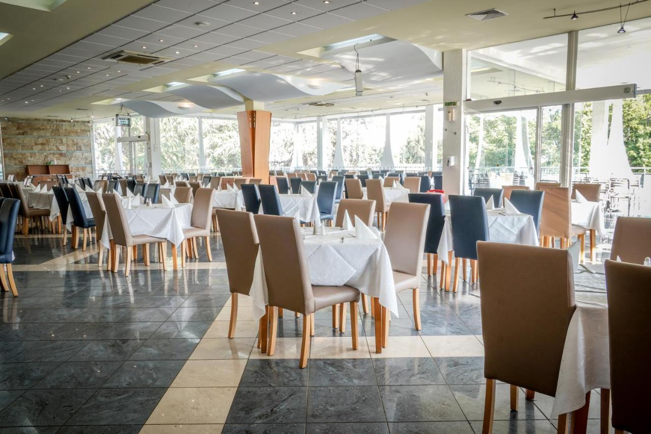 Hotel Laguna Garden Albena Bagian luar foto